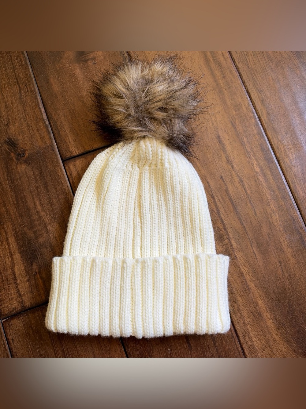 Women's Cream Knit Pom Pom Beanie